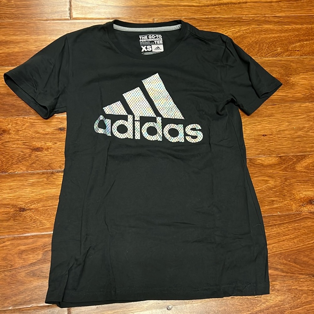 Adidas performance tee